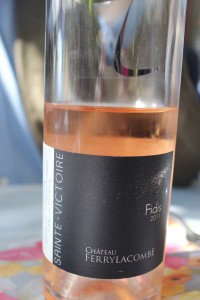 rose-wine-bordeaux
